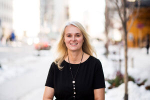 catherine-ince-headshot3bff012f-9faf-4b1b-951e-cee7975f3e45 (1)